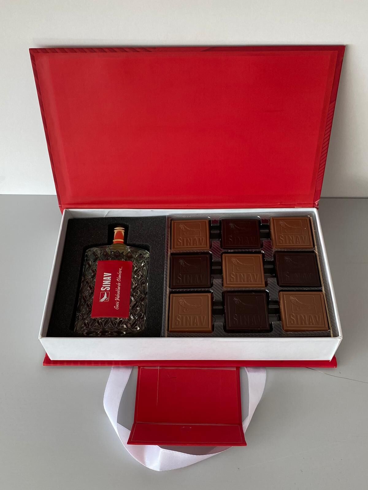 KOLONYALI ÇANTA KUTU