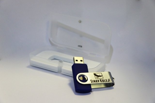 USB 32 GB